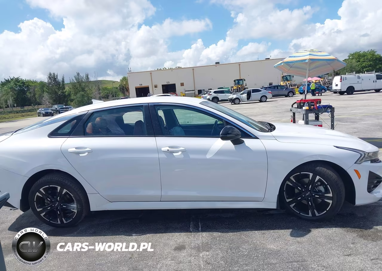 2023 Kia K5 Gt-Line VIN:5XXG64J20PG213995 - 13