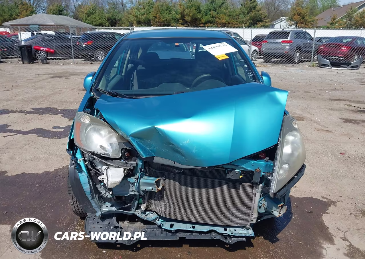 2012 Honda Fit VIN:JHMGE8H31CC010065 - 13