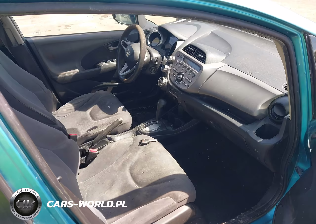 2012 Honda Fit VIN:JHMGE8H31CC010065 - 5