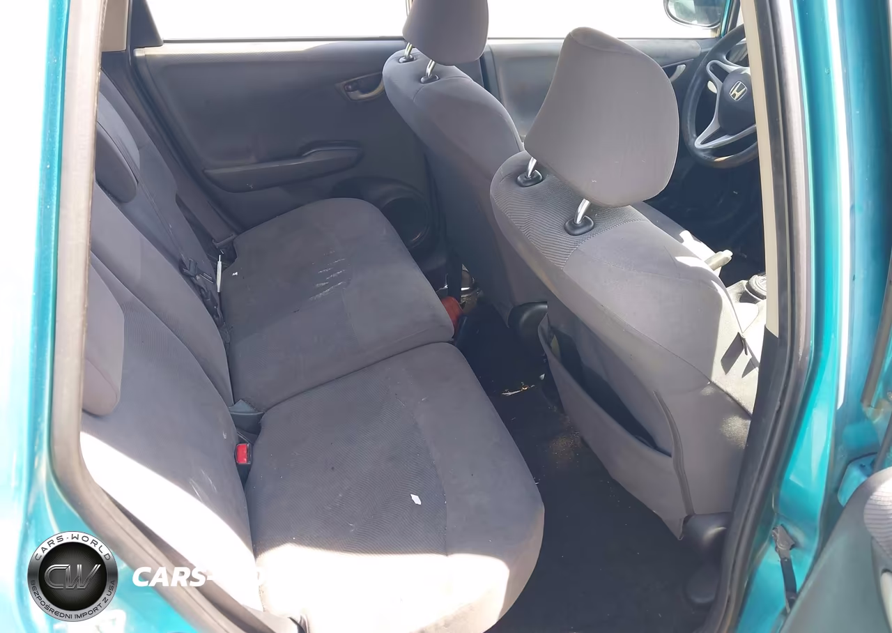 2012 Honda Fit VIN:JHMGE8H31CC010065 - 8