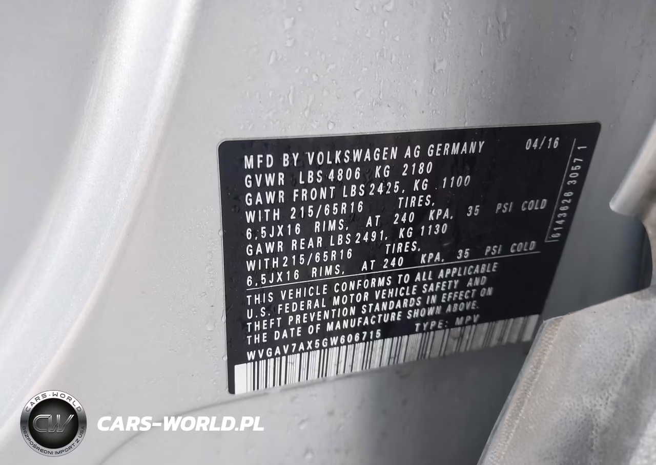 2016 Volkswagen Tiguan S VIN:WVGAV7AX5GW606715 - 9