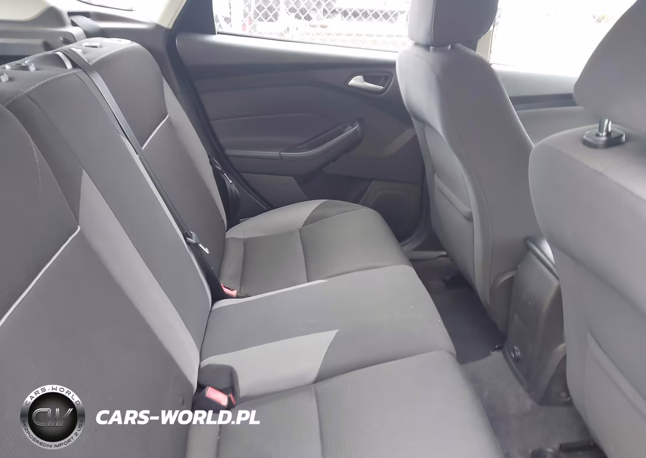 2014 Ford Focus Se VIN:1FADP3K27EL318741 - 8