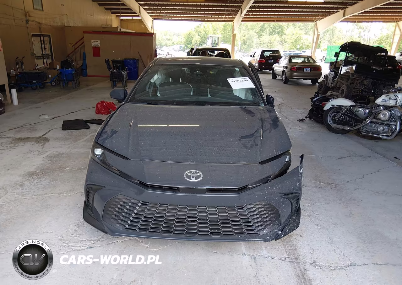 2025 Toyota Camry Se VIN:4T1DAACK3SU613738 - 12