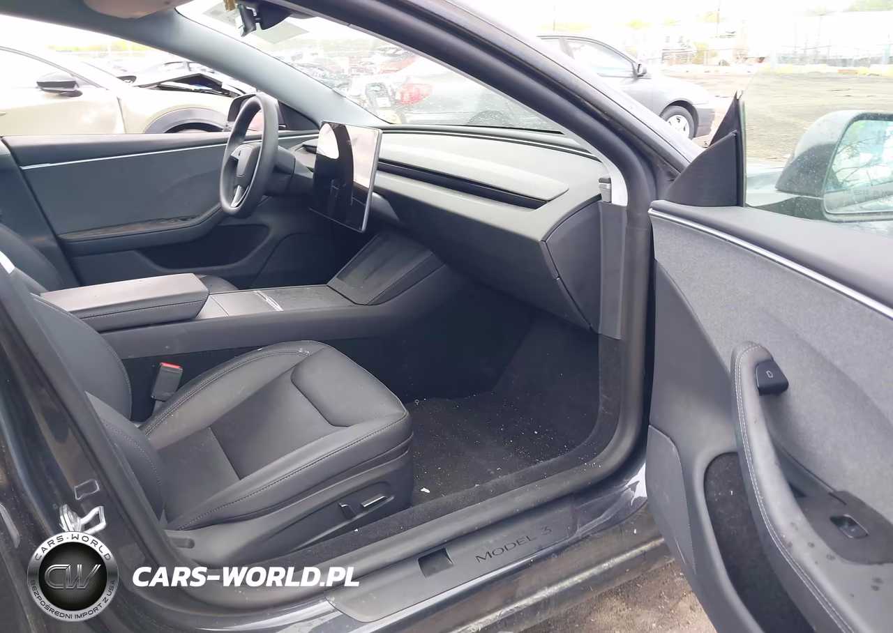 2025 Tesla Model 3 Long Range Rear-Wheel Drive-Standard Rear-Wheel Drive VIN:5YJ3E1EA5SF974941 - 5