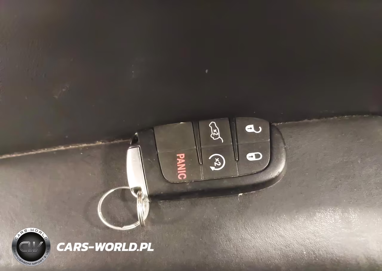 2016 Jeep Grand Cherokee Summit VIN:1C4RJFJM7GC319963 - 11