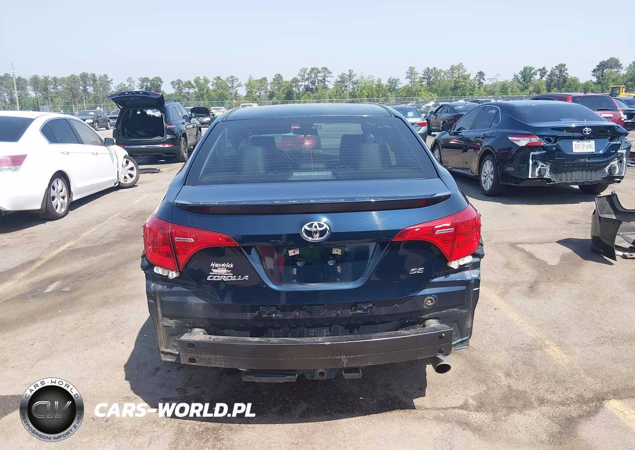 2018 Toyota Corolla Se VIN:5YFBURHE4JP798334 - 17
