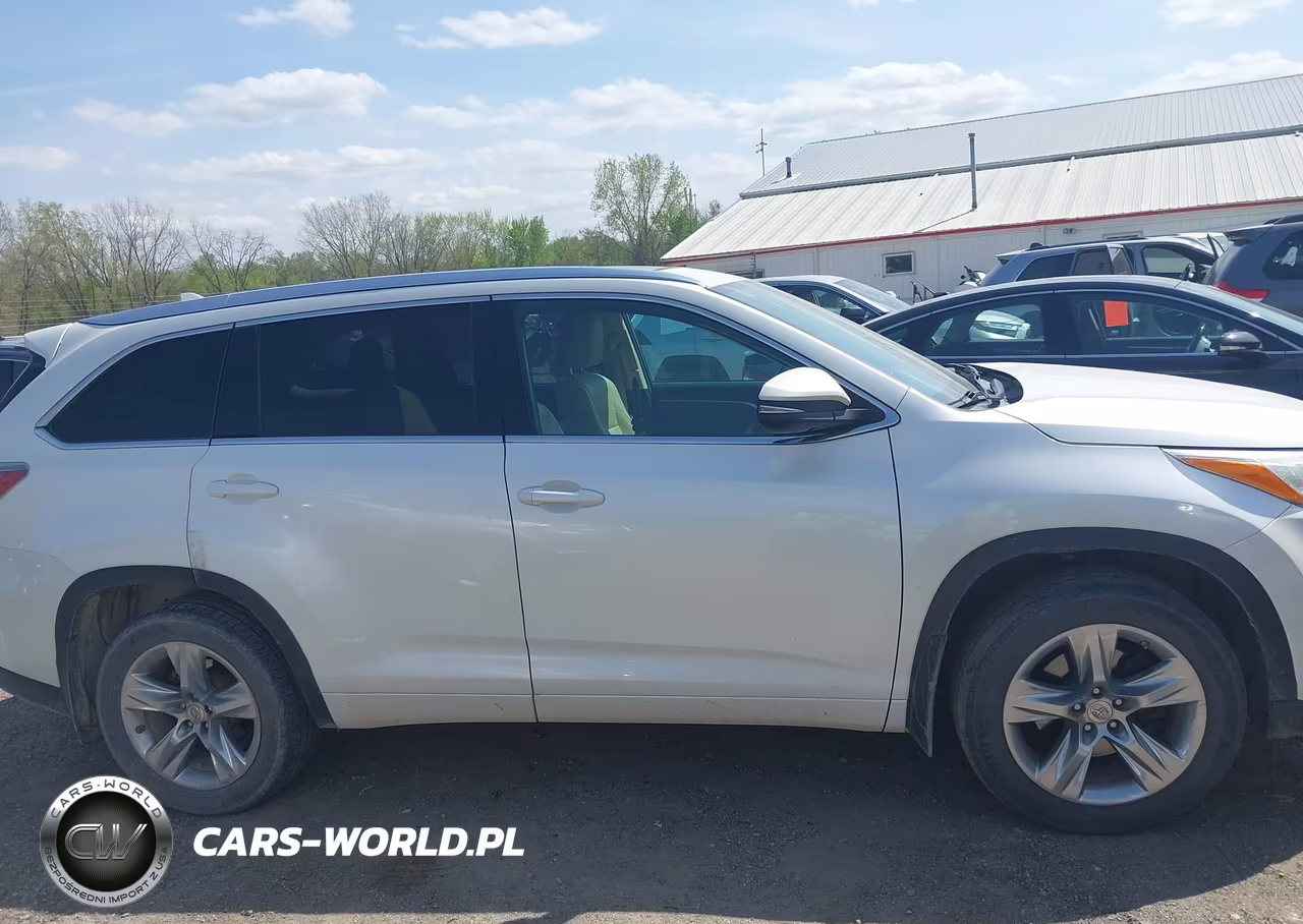 2015 Toyota Highlander Limited Platinum V6 VIN:5TDDKRFH4FS203864 - 13