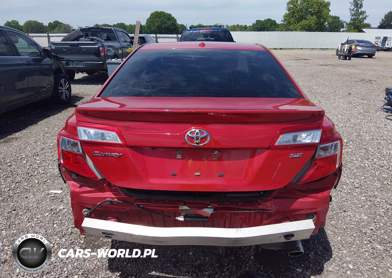2014 Toyota Camry Se VIN:4T1BF1FK2EU787583 - 17