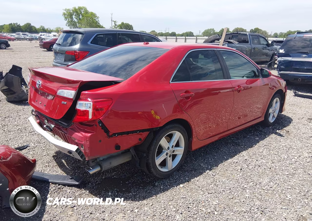 2014 Toyota Camry Se VIN:4T1BF1FK2EU787583 - 4