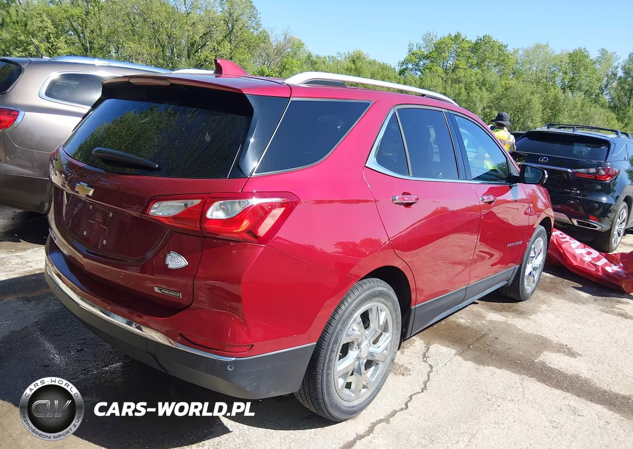 2018 Chevrolet Equinox Premier VIN:3GNAXMEV6JS538621 - 4