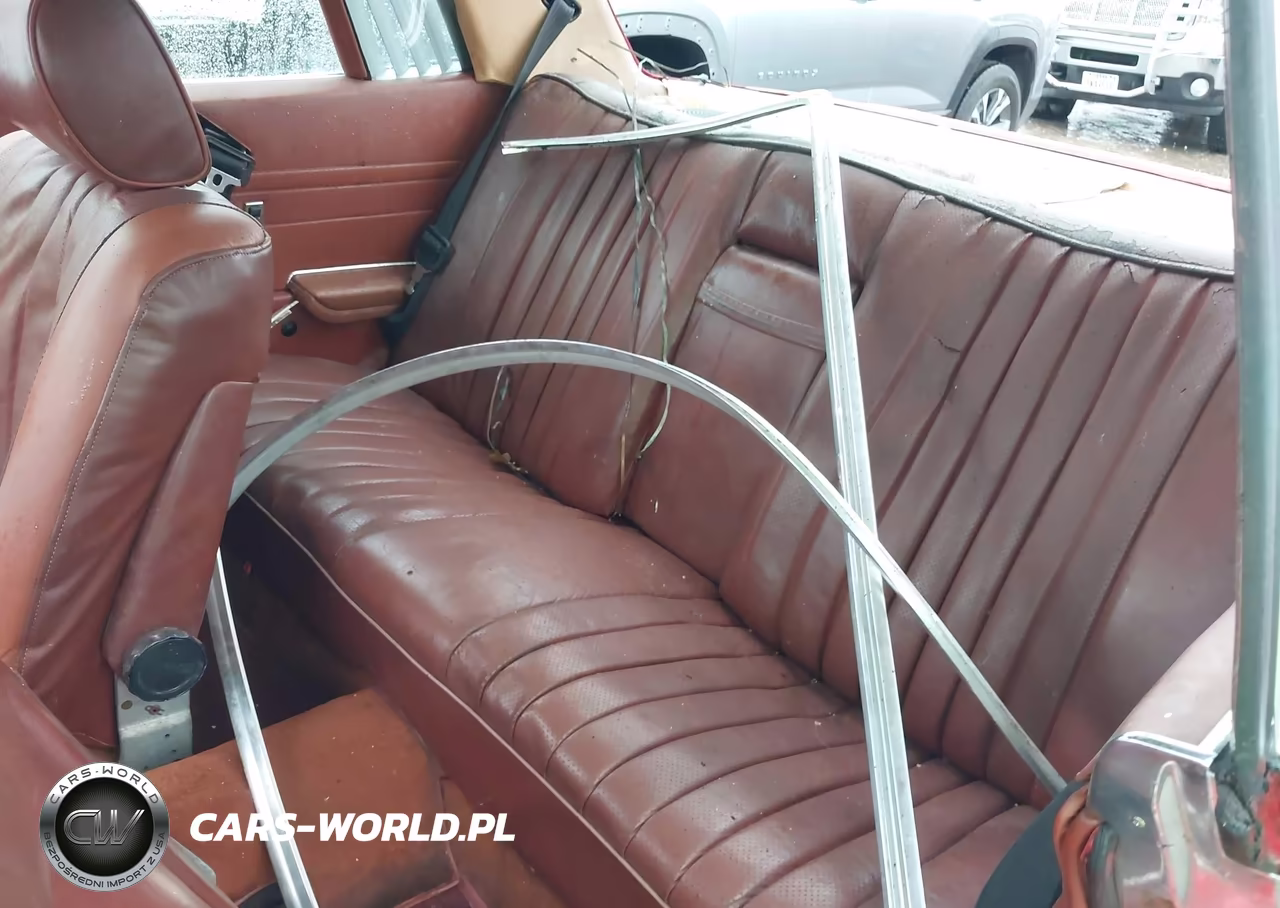1980 Mercedes-Benz 450 VIN:10702412028911 - 8