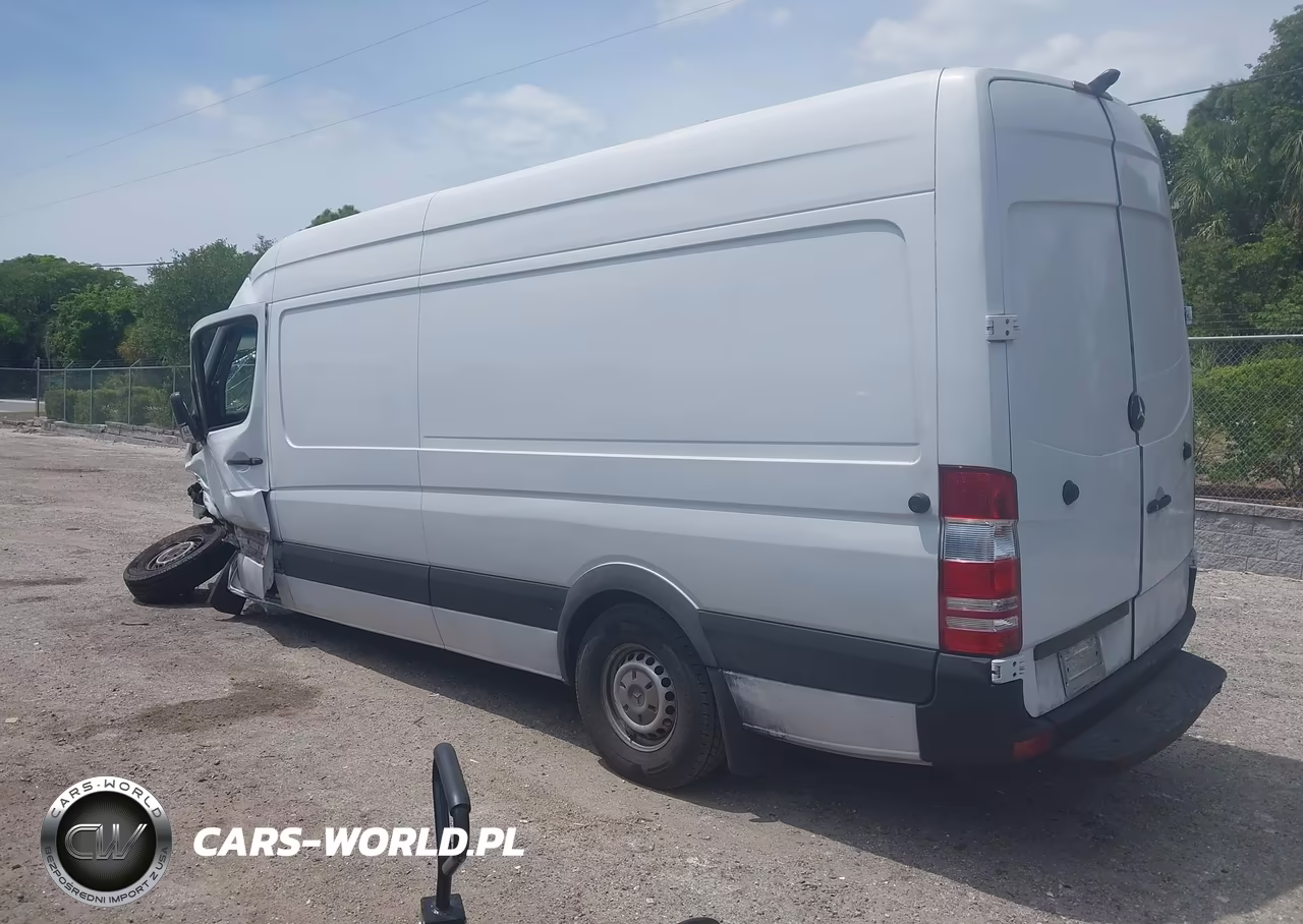 2013 Mercedes-Benz Sprinter 2500 High Roof VIN:WD3PE8CC4D5766823 - 3