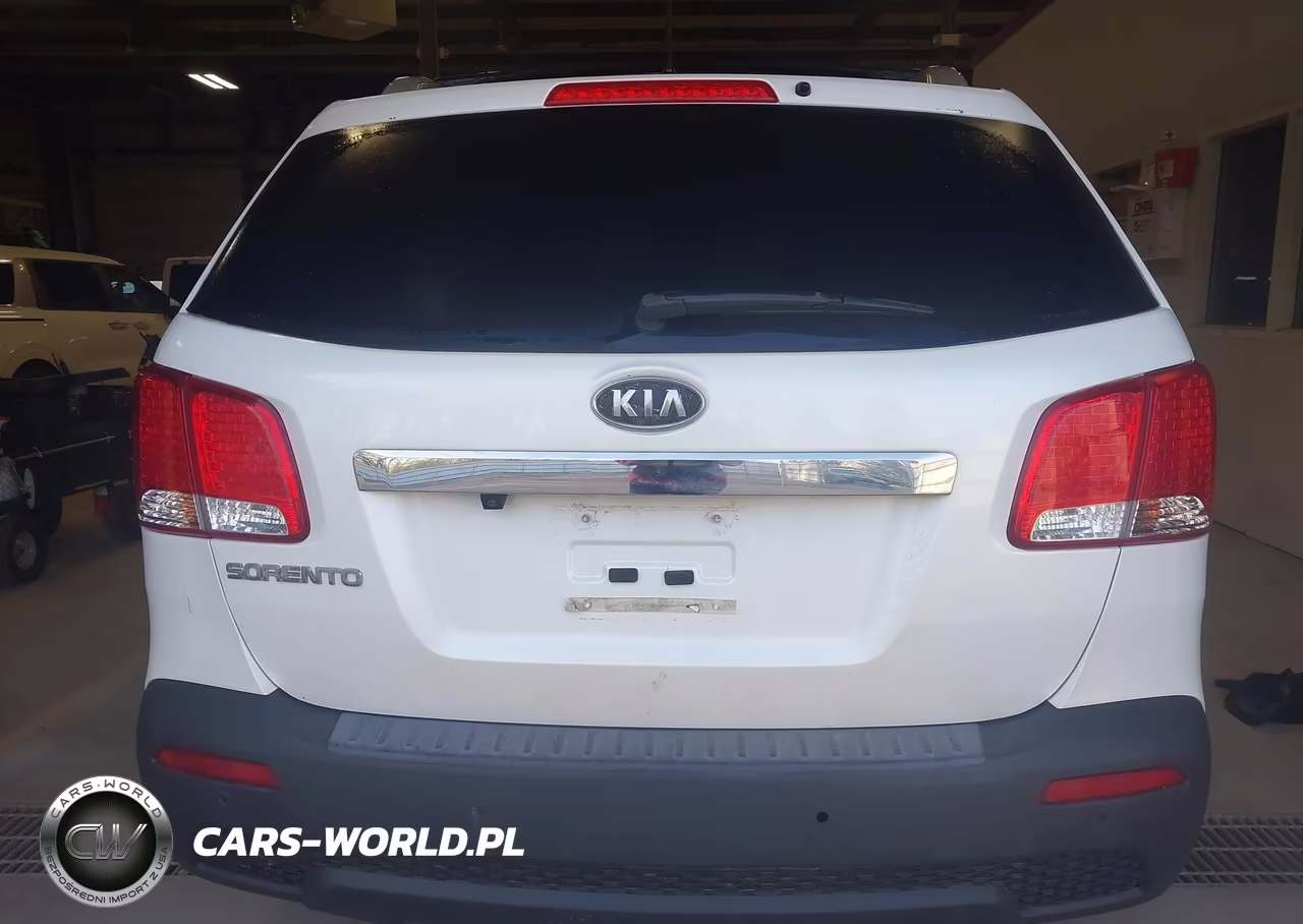 2012 Kia Sorento Lx VIN:5XYKT4A68CG218258 - 17