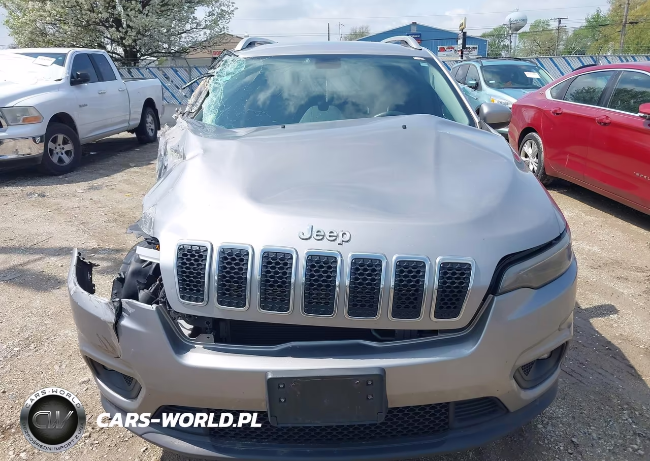 2019 Jeep Cherokee Latitude 4X4 VIN:1C4PJMCB6KD338448 - 13