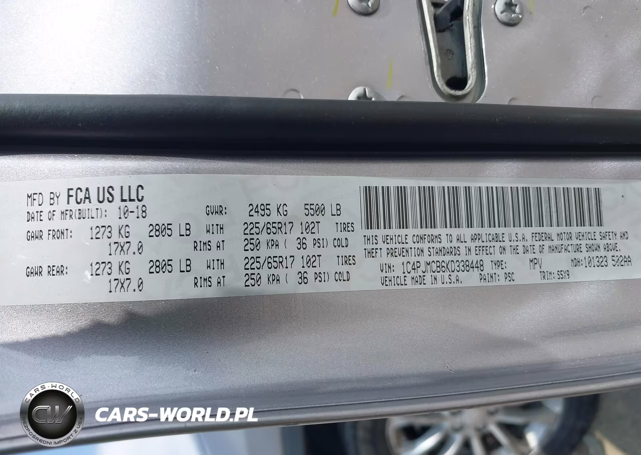 2019 Jeep Cherokee Latitude 4X4 VIN:1C4PJMCB6KD338448 - 9