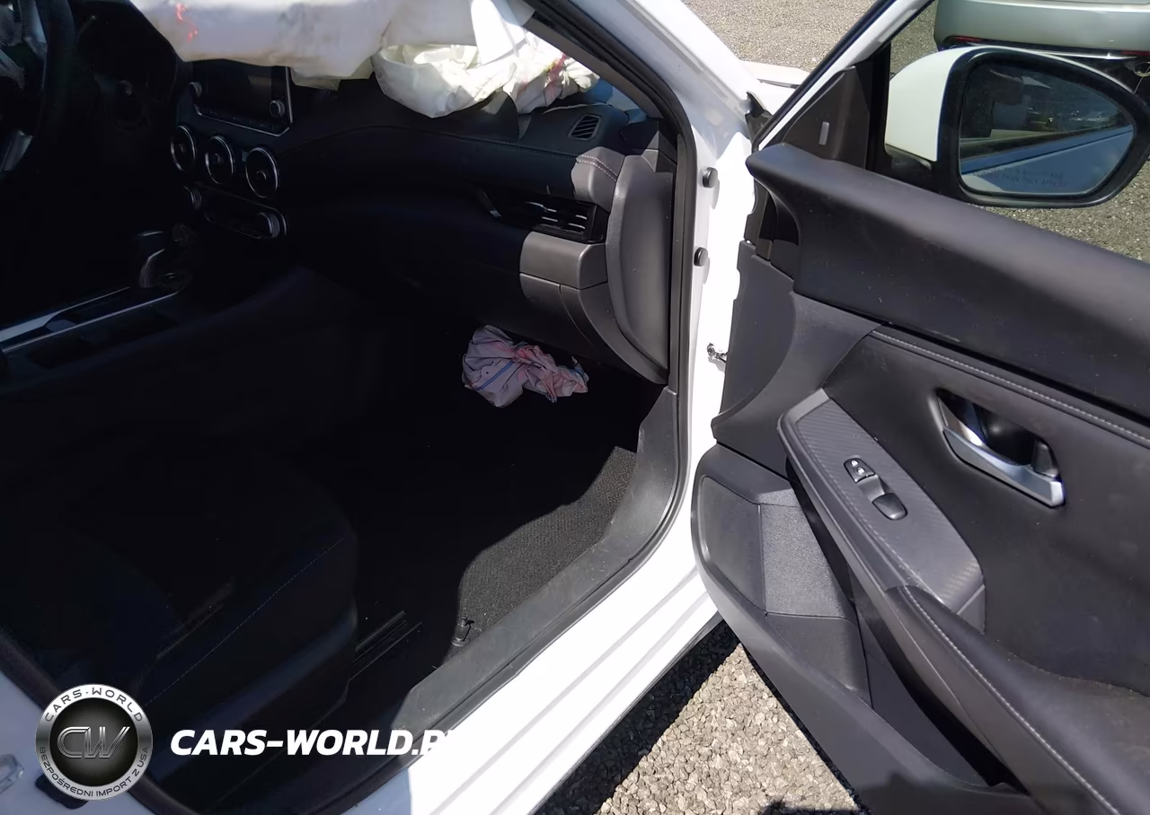 2025 Nissan Sentra Sv VIN:3N1AB8CV4SY315397 - 5