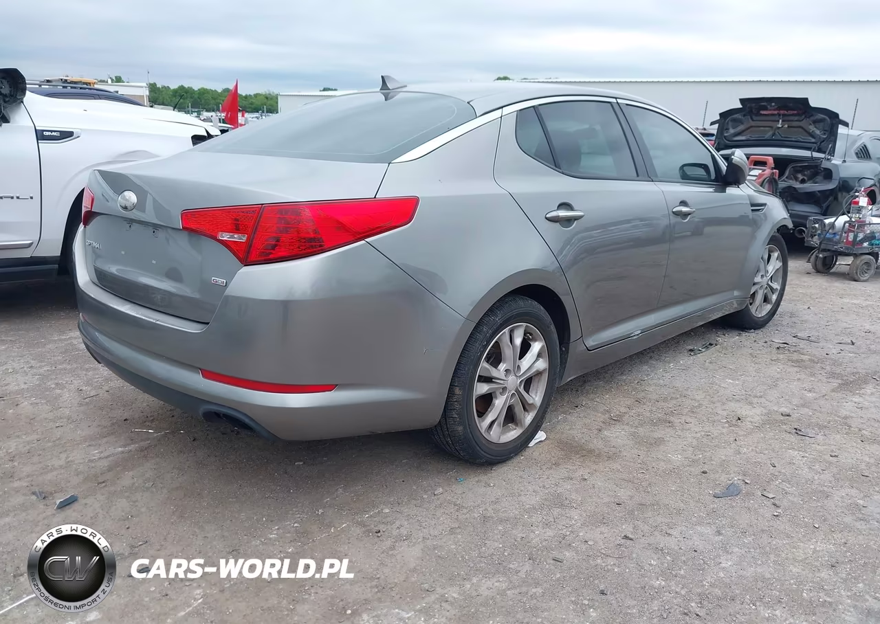 2013 Kia Optima Lx VIN:5XXGM4A73DG099035 - 4