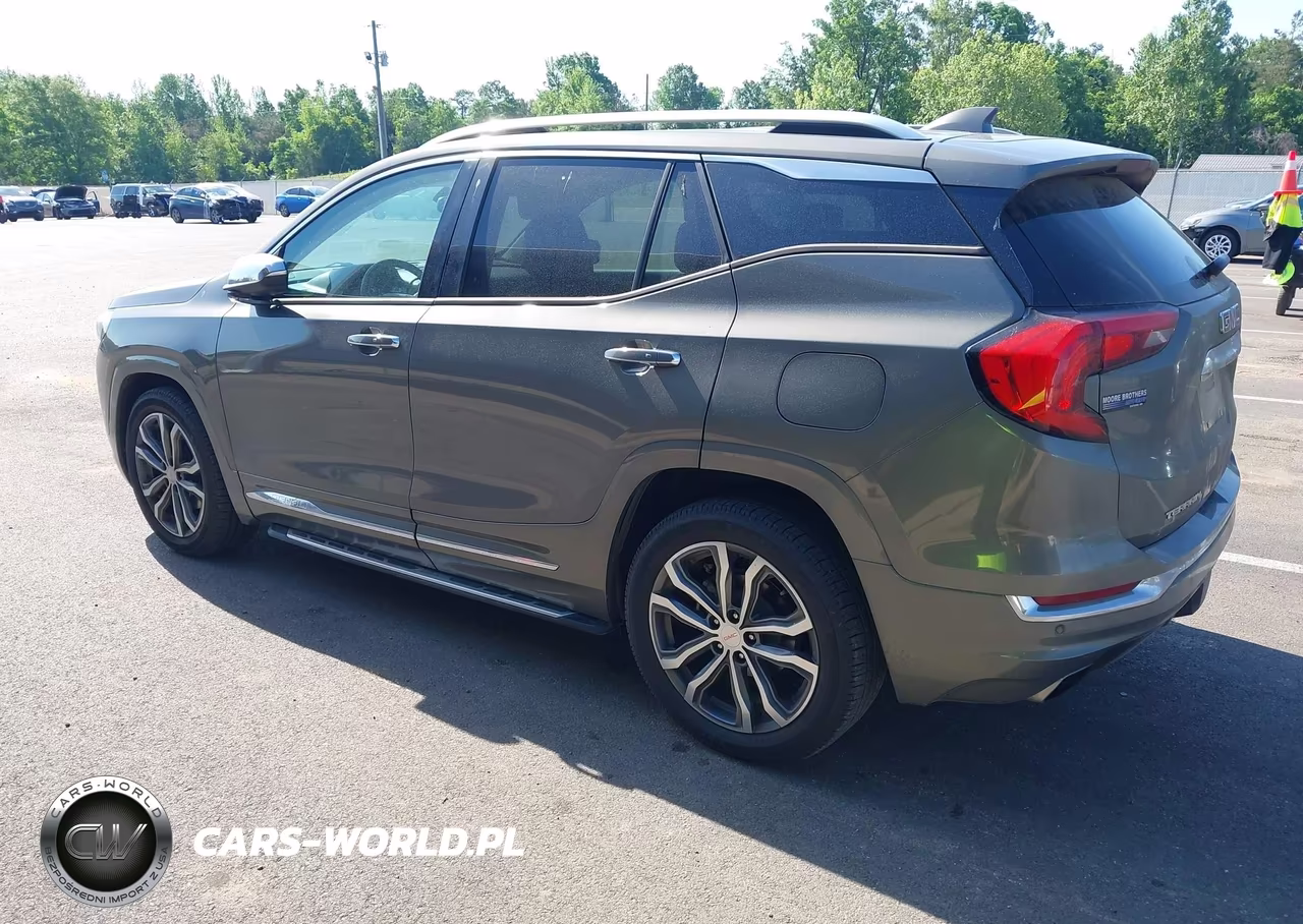 2018 GMC Terrain Denali VIN:3GKALSEX2JL246697 - 3