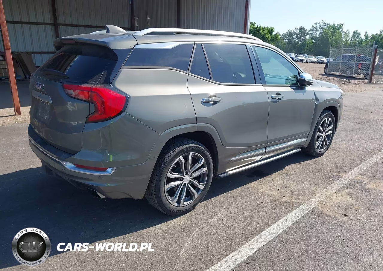 2018 GMC Terrain Denali VIN:3GKALSEX2JL246697 - 4