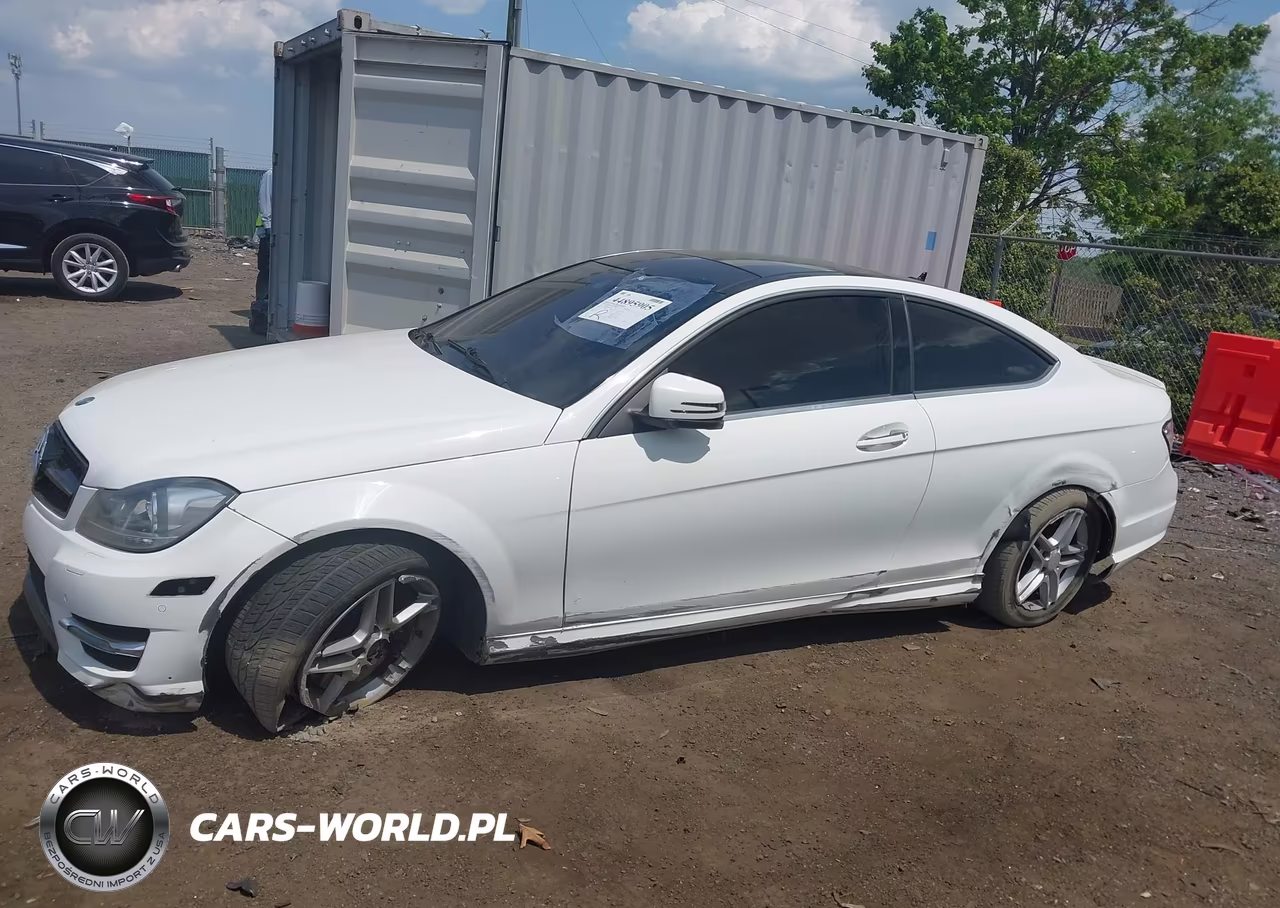 2013 Mercedes-Benz C 350 Sport 4Matic VIN:WDDGJ8JB4DG063597 - 14