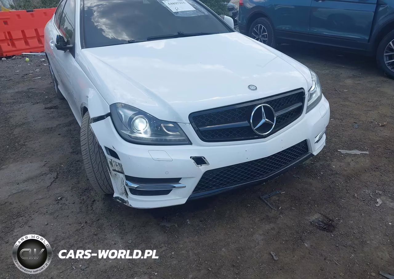 2013 Mercedes-Benz C 350 Sport 4Matic VIN:WDDGJ8JB4DG063597 - 17