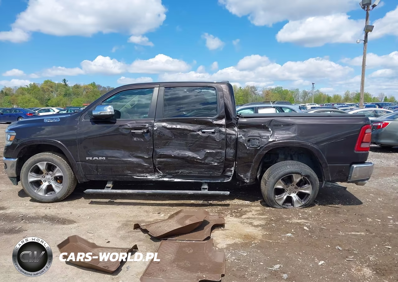 2019 Ram 1500 Laramie 4X4 5'7 Box VIN:1C6SRFJT7KN578751 - 13