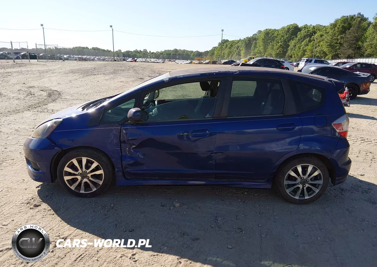 2012 Honda Fit Sport VIN:JHMGE8H59CC041288 - 14