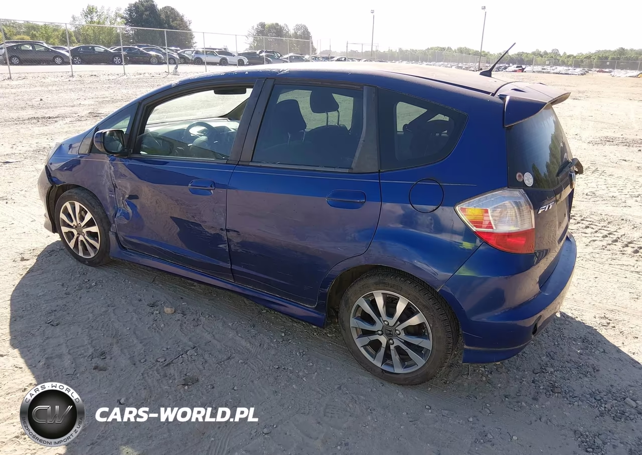 2012 Honda Fit Sport VIN:JHMGE8H59CC041288 - 3