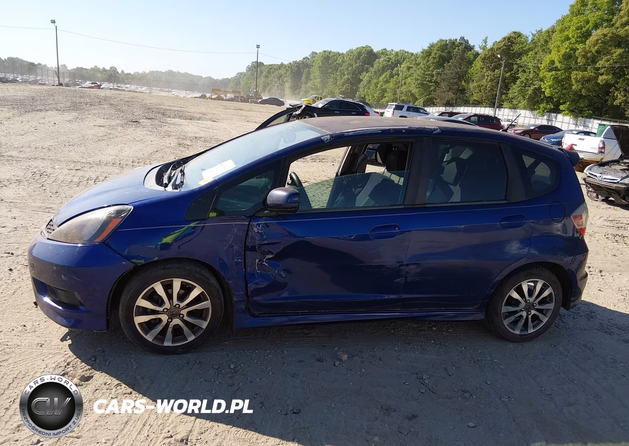 2012 Honda Fit Sport VIN:JHMGE8H59CC041288 - 6