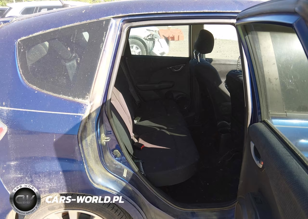 2012 Honda Fit Sport VIN:JHMGE8H59CC041288 - 8