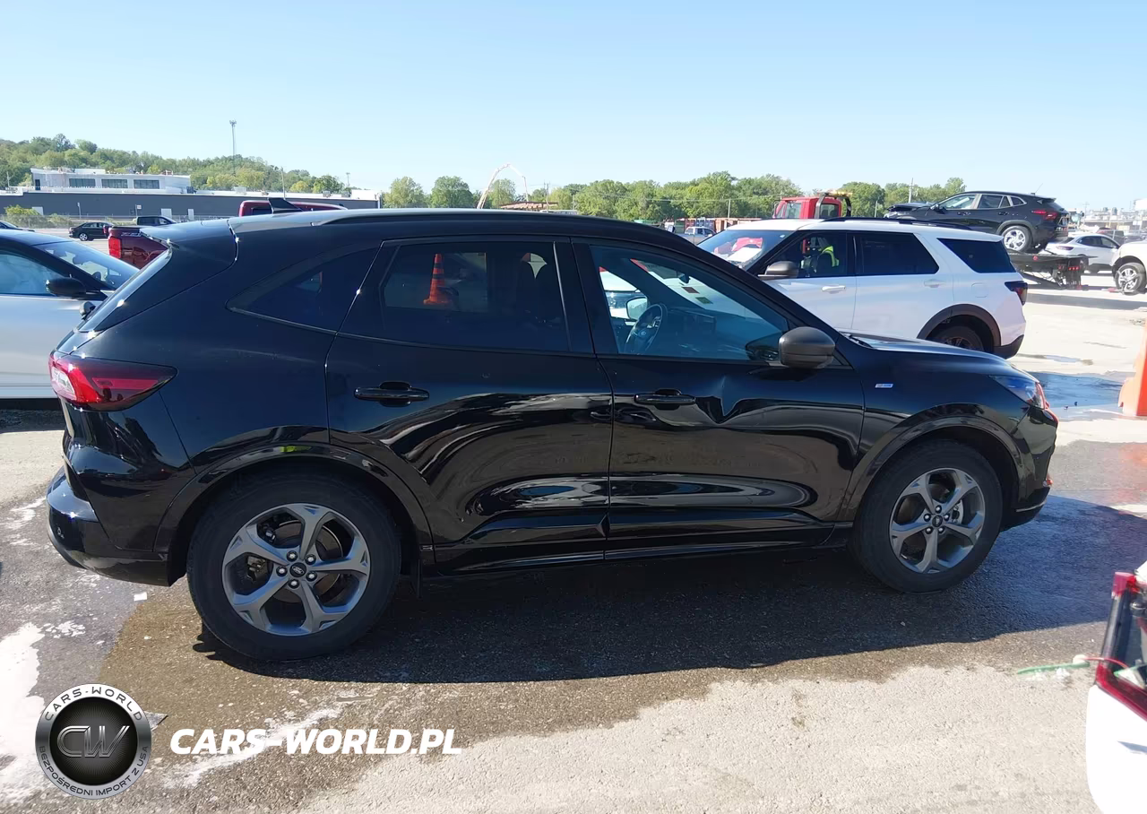 2023 Ford Escape St-Line VIN:1FMCU9MN0PUA97100 - 13