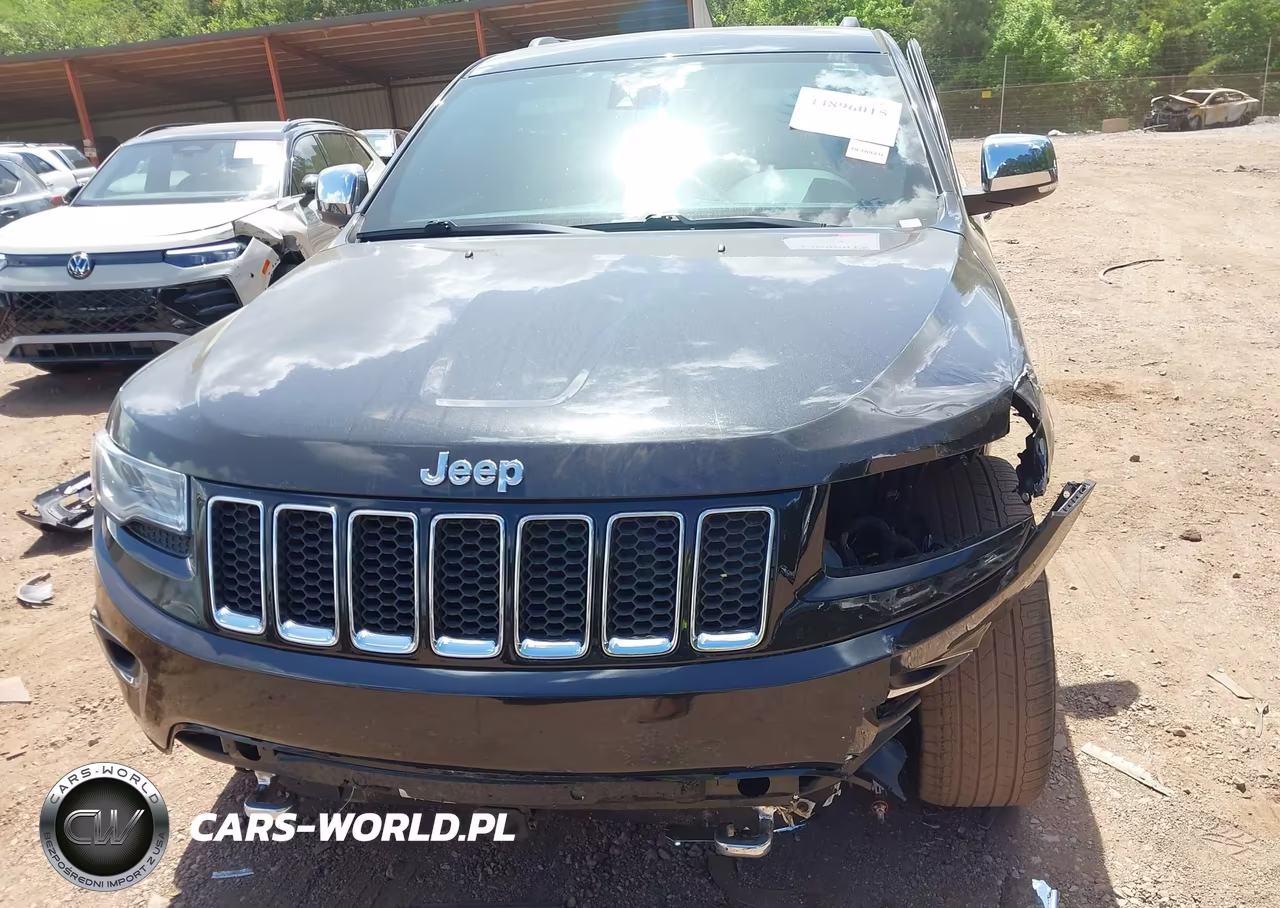 2015 Jeep Grand Cherokee Overland VIN:1C4RJECG7FC957453 - 12