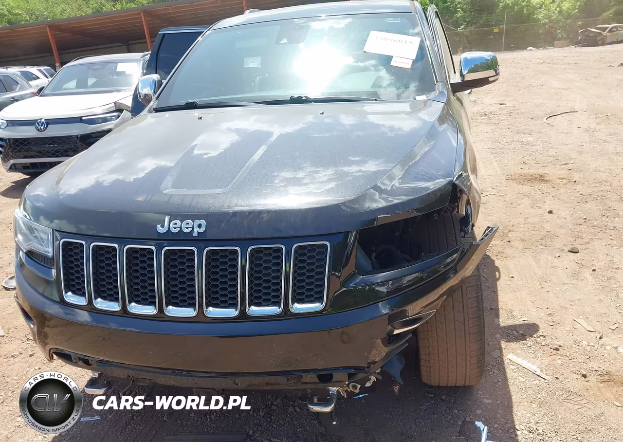 2015 Jeep Grand Cherokee Overland VIN:1C4RJECG7FC957453 - 6