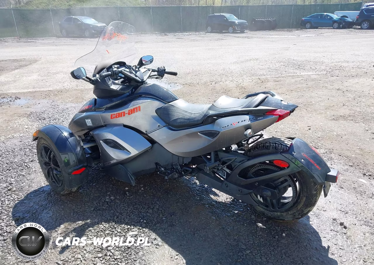2012 Can-Am Spyder Roadster Rs-S VIN:2BXJAWA15CV000248 - 3