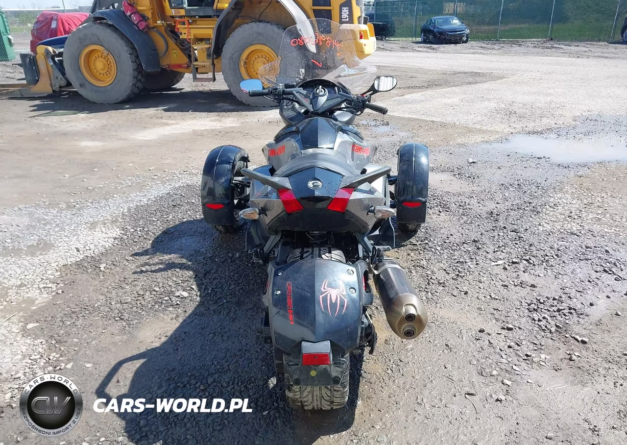 2012 Can-Am Spyder Roadster Rs-S VIN:2BXJAWA15CV000248 - 6