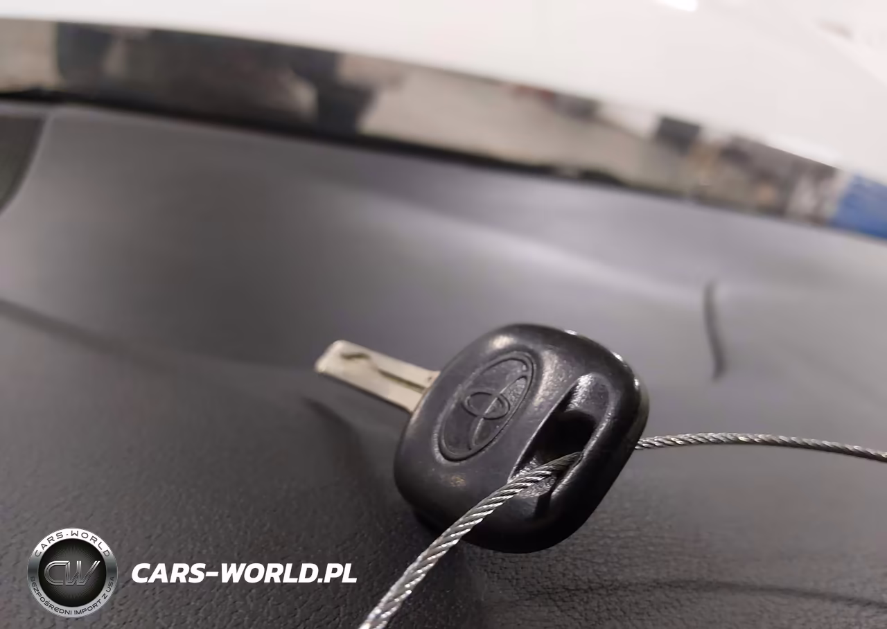 2020 Toyota Corolla Le VIN:5YFEPRAE3LP045816 - 11