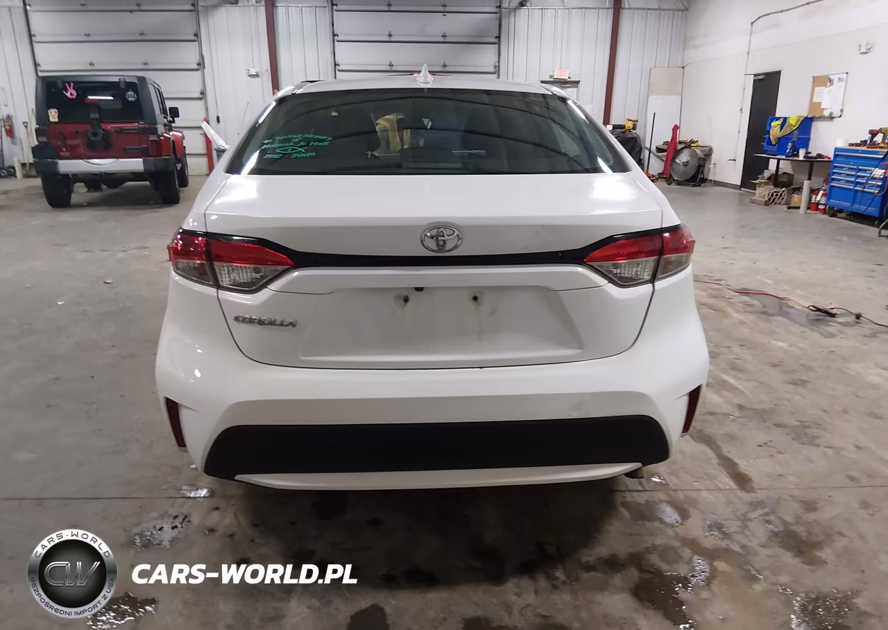 2020 Toyota Corolla Le VIN:5YFEPRAE3LP045816 - 17