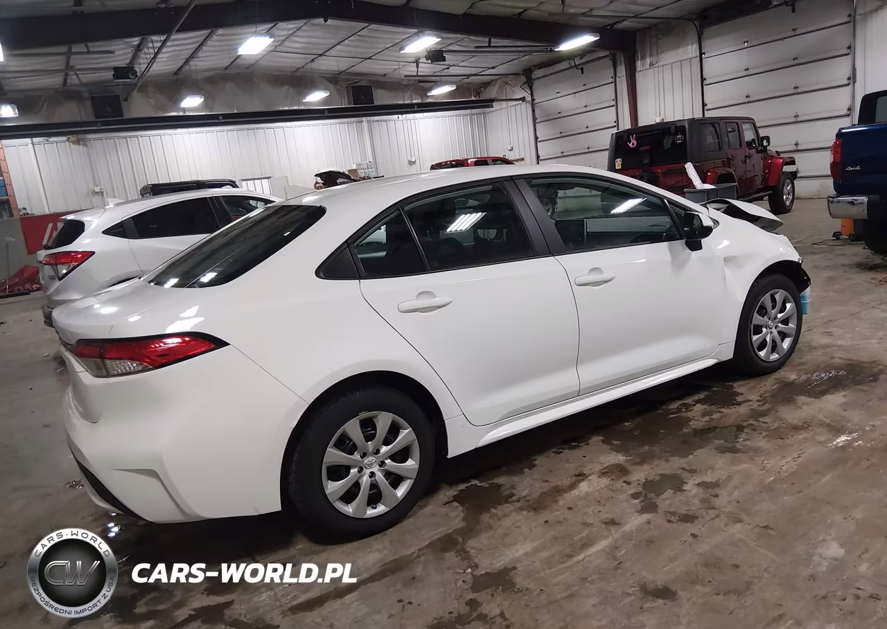 2020 Toyota Corolla Le VIN:5YFEPRAE3LP045816 - 4