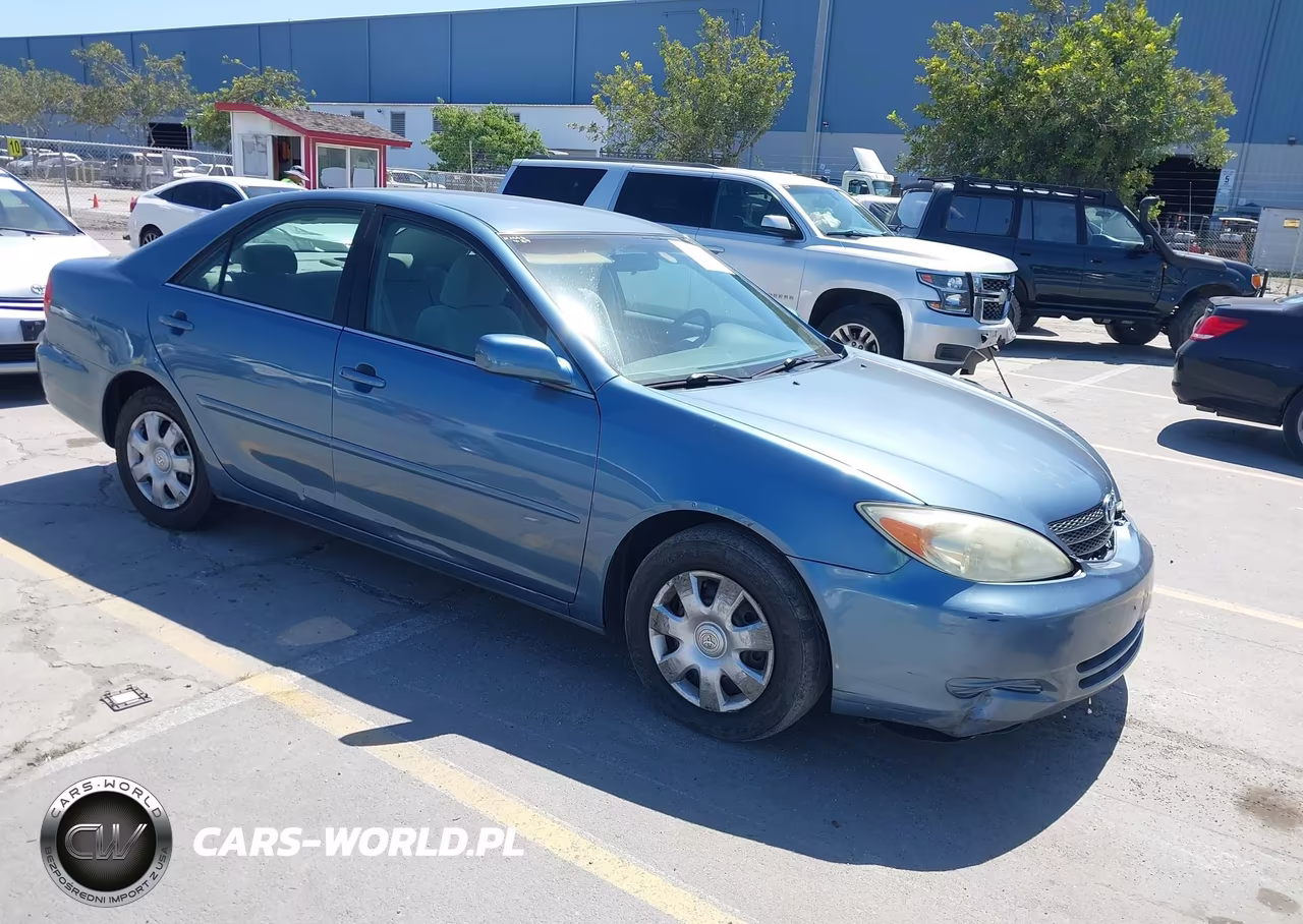 2004 Toyota Camry Le