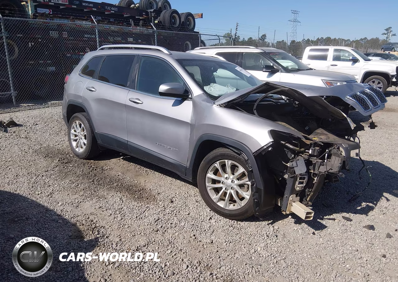 2019 Jeep Cherokee Latitude Fwd