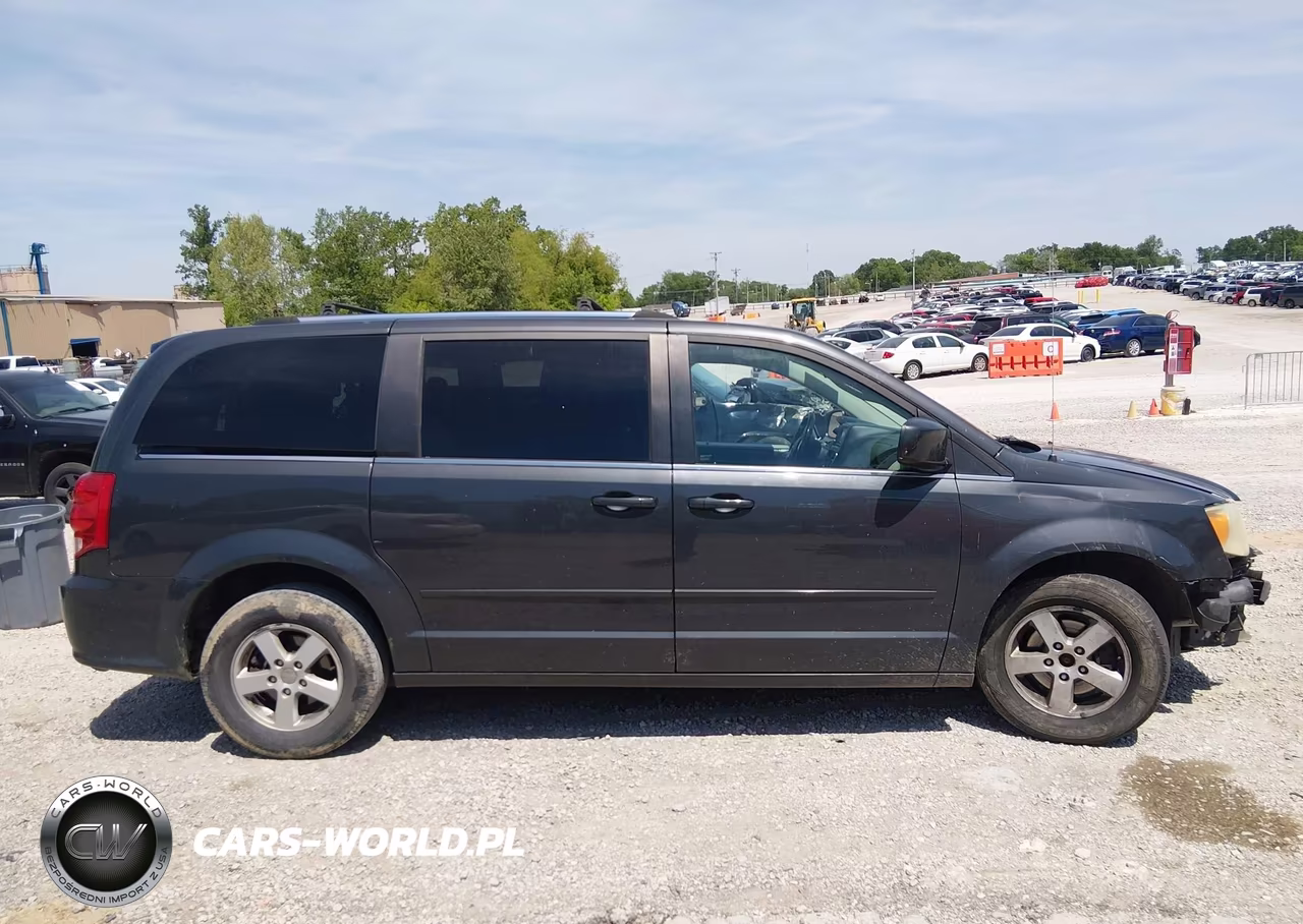 2011 Dodge Grand Caravan Crew VIN:2D4RN5DG5BR707202 - 12