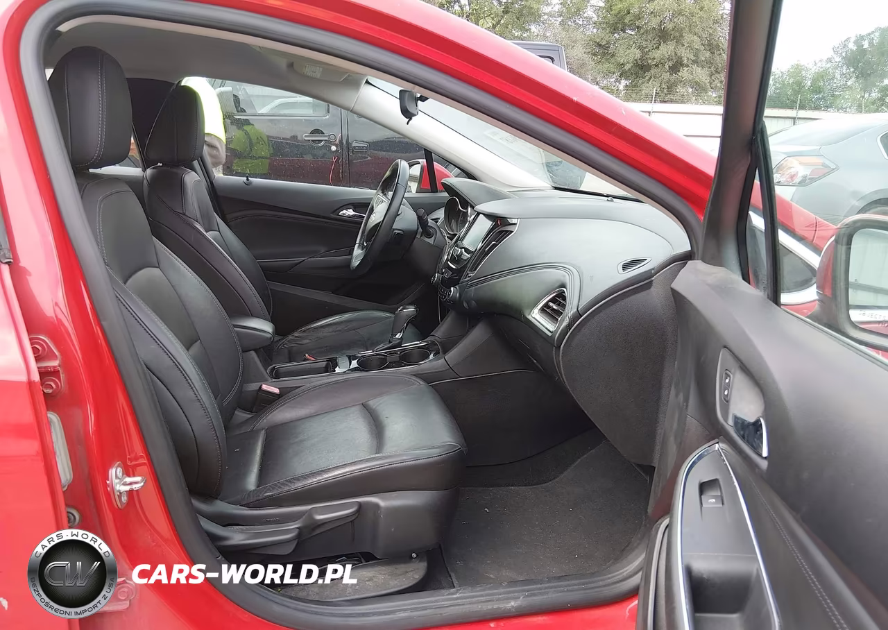 2017 Chevrolet Cruze Premier Auto VIN:3G1BF6SMXHS602301 - 5