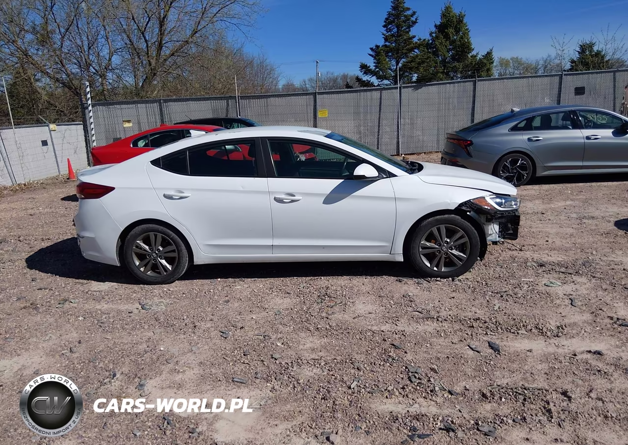2018 Hyundai Elantra Sel VIN:5NPD84LF8JH338767 - 14