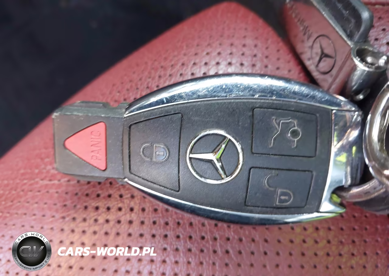 2016 Mercedes-Benz C 300 Sport 4Matic VIN:55SWF4KB0GU139764 - 11