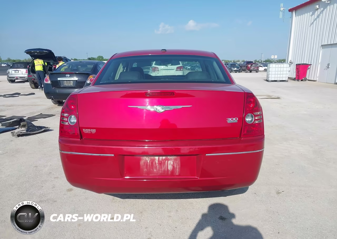 2010 Chrysler 300 Touring-Signature Series-Executive Series VIN:2C3CA5CVXAH248305 - 16