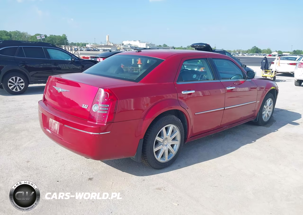 2010 Chrysler 300 Touring-Signature Series-Executive Series VIN:2C3CA5CVXAH248305 - 4
