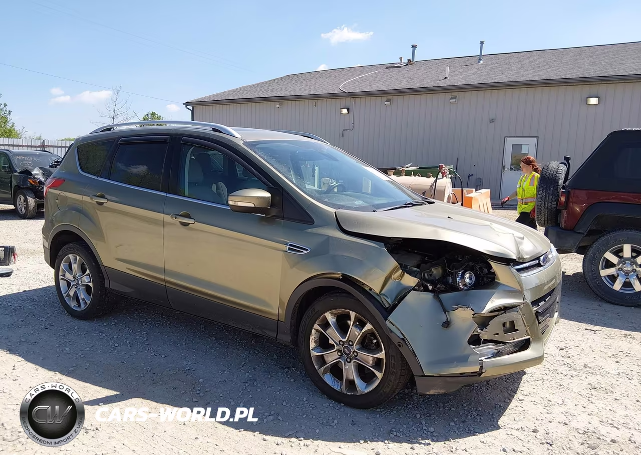2014 Ford Escape Titanium – zdjęcie 1 z 17