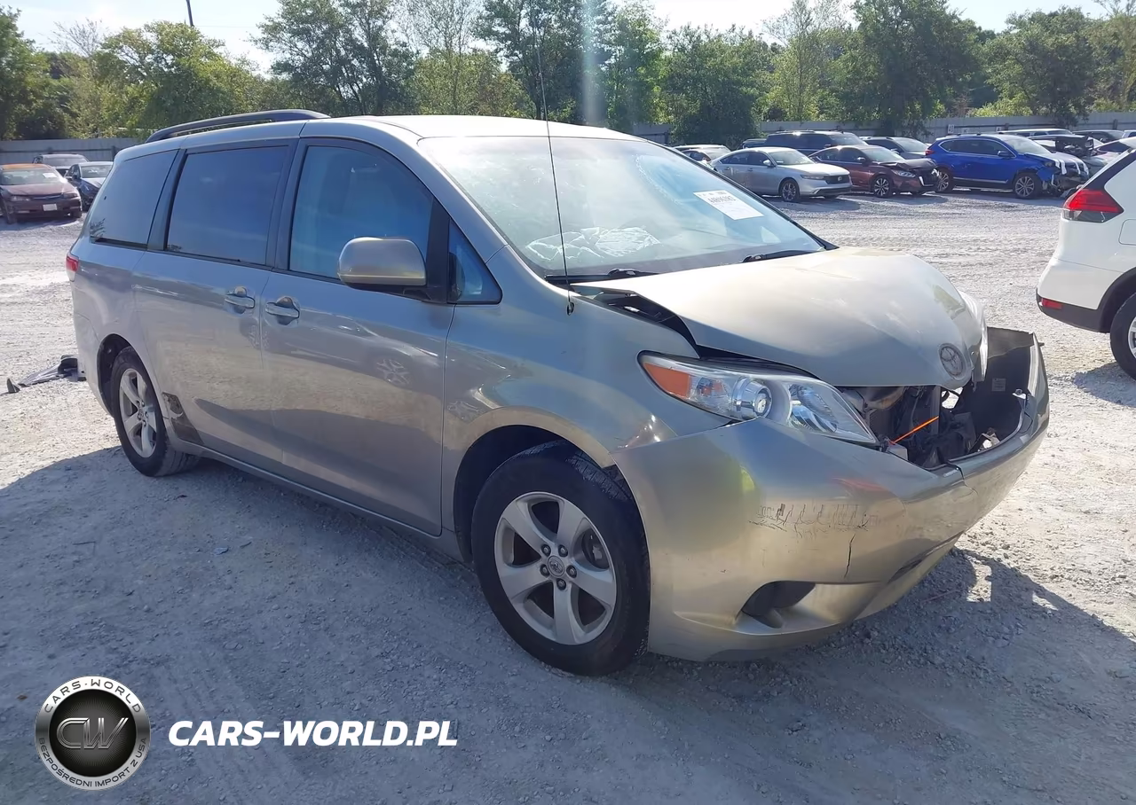 2011 Toyota Sienna Le V6