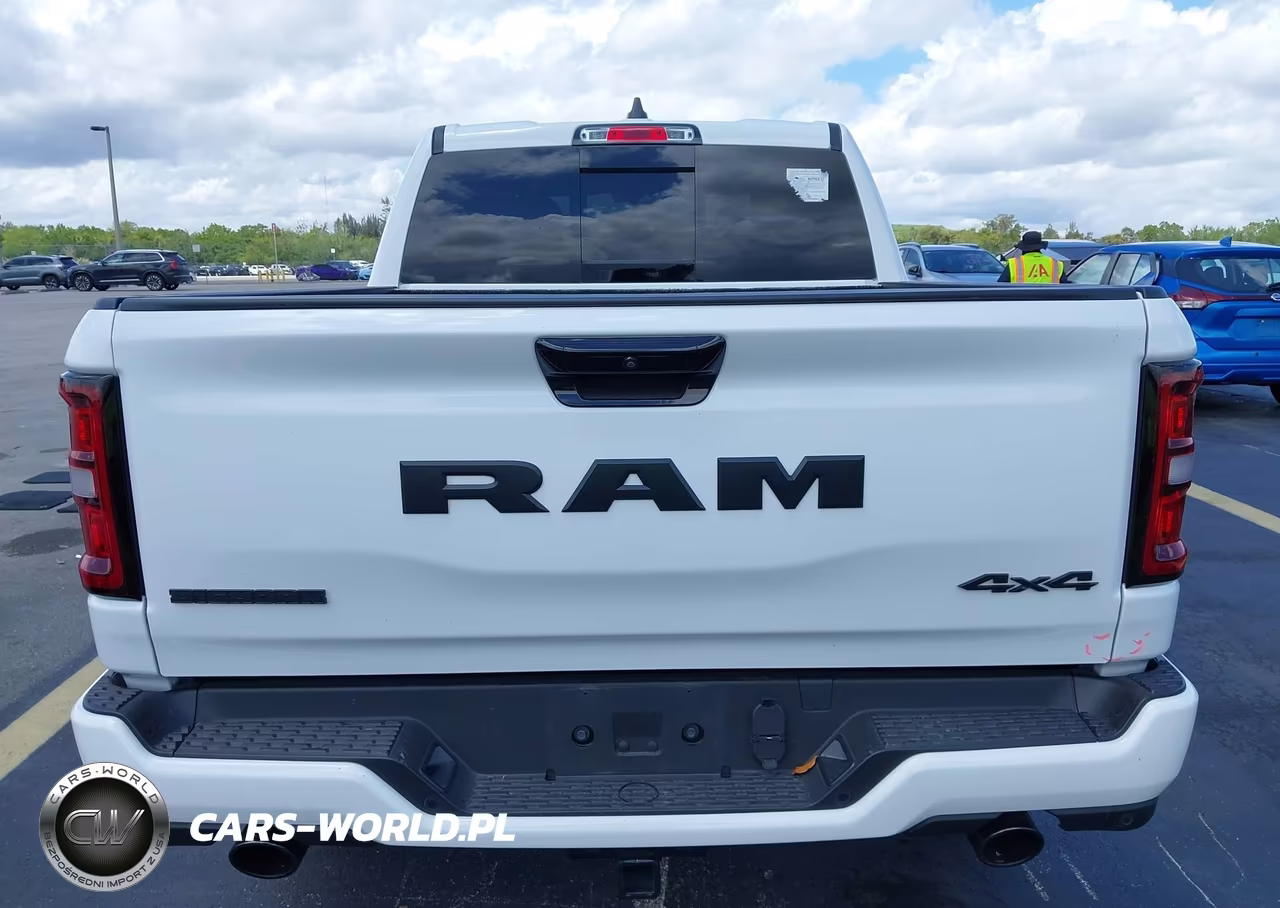 2026 Ram 1500 Big Horn 4X4 5'7 Box VIN:1C6SRFFP6TN184686 - 17