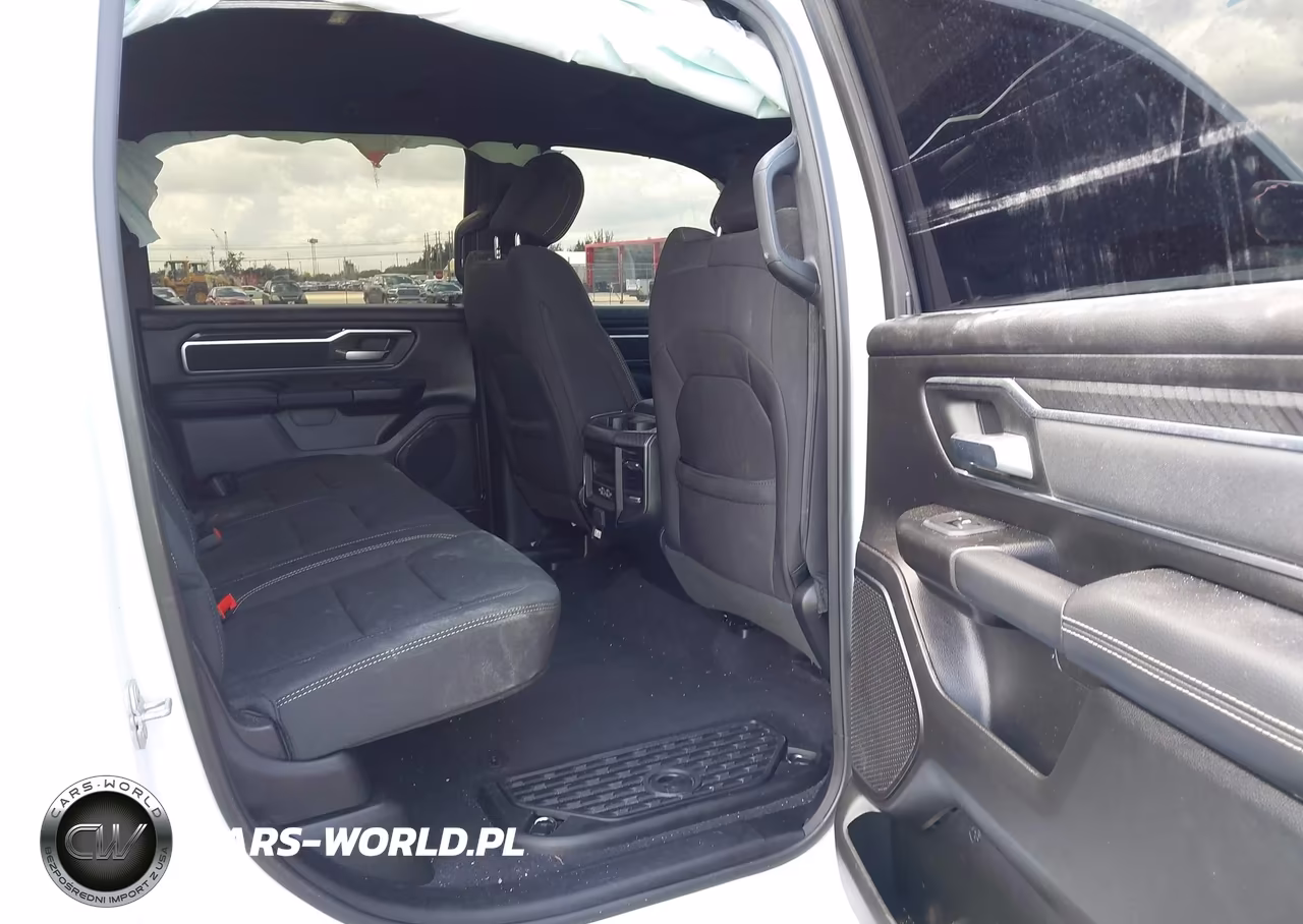 2026 Ram 1500 Big Horn 4X4 5'7 Box VIN:1C6SRFFP6TN184686 - 8